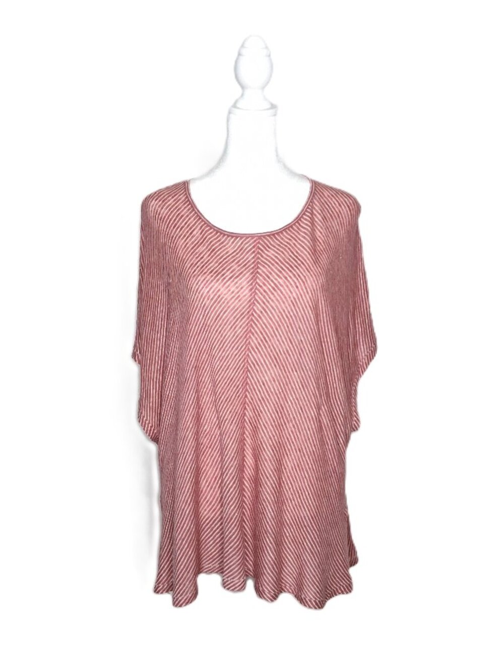 WRAP London Knobby Linen Wide Arm Hole Design